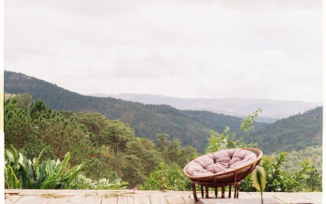 El estilo de decoración en diferentes tipos de terrazas